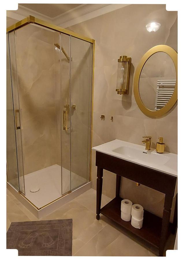 Arkadia Aparthotel Radziejów Buitenkant foto